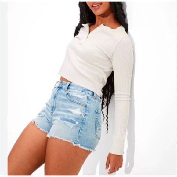 American Eagle Next Level Stretch Curve Hi-Rise Shortie Light Wash Shorts - Picture 1 of 6